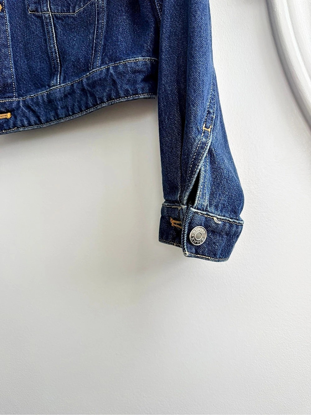 SPANX Denim Jacket in Blue Size Medium Like New - Picture 4 of 5